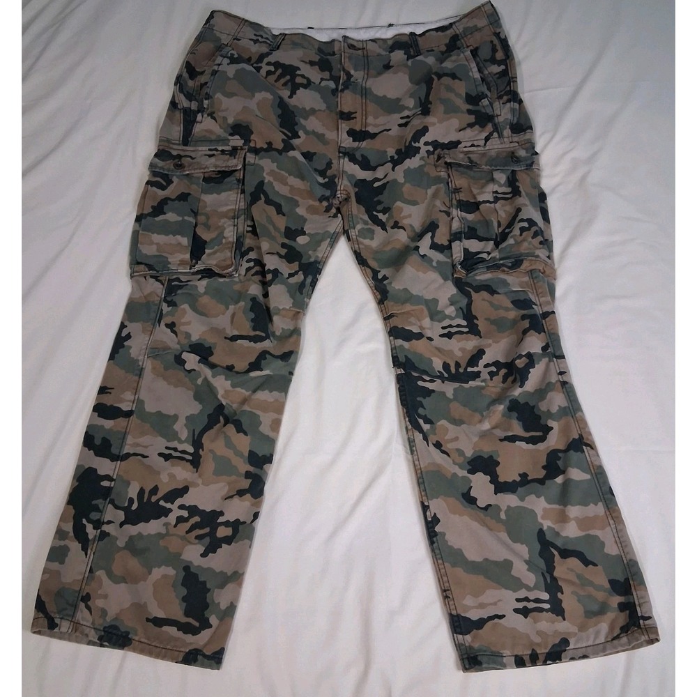 Levis Cargo Pants Relaxed fit Cargo Pants Color Green Camouflage‎ 38 X 30(40x28)